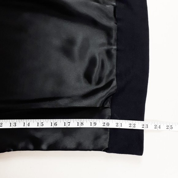 H&M Black Short Sleeve V-neck Contrast Satin Blouse - Picture 7 of 13